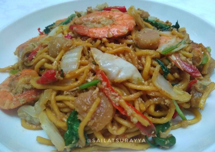 Bagaimana Menyiapkan Mie Goreng Jawa, Lezat Sekali