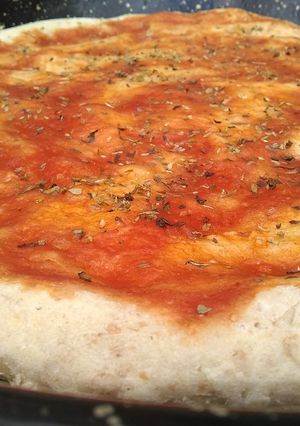 Una foto de Masa básica de pizza integral