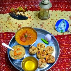 A picture of Dal Baati.