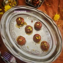 A picture of Sathumaavu Badusha/ Healthmix Balushahi.