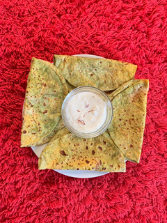 A picture of Maharashtrian sweet dish Puran Poli with kheer.