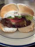 Hamburguesas riquísimas con cebolla caramelizada al whisky