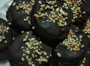 Una foto de Alfajores de Fernet
