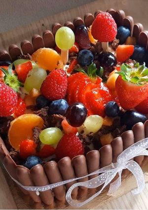 Une photo de Génoise chocolat ganache et fruits