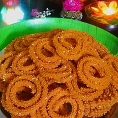 A picture of Chakli.