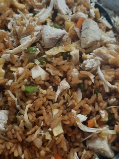 Una foto de Arroz con pollito