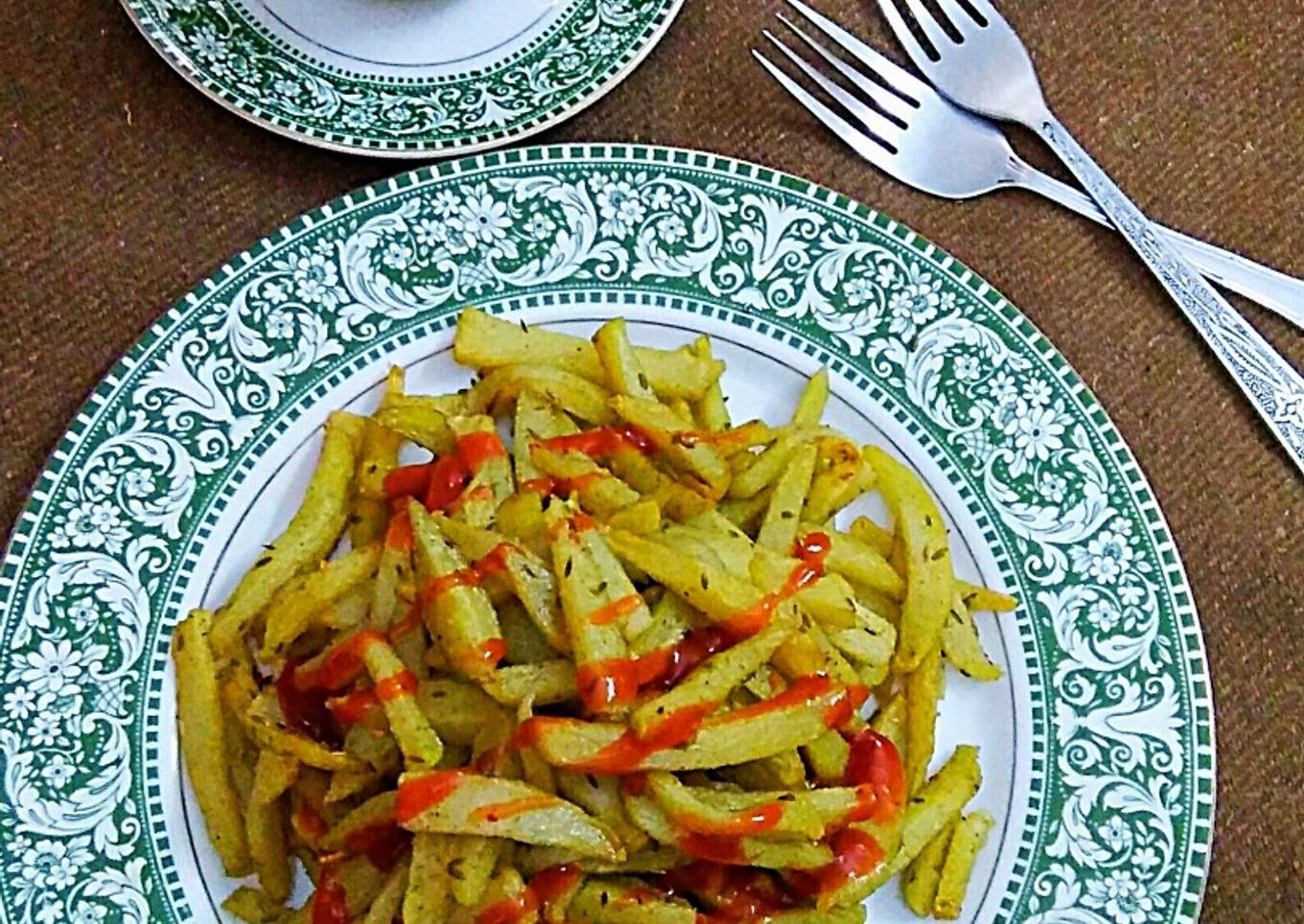 Thelay walay french fries with illaichi wali chai