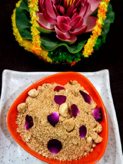 ड्राईफ्रूट्स पंजीरी (Dryfruits panjiri recipe in hindi) रेसिपी मुख्य फोटो