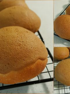 A picture of Roti Boy or Mexican bun (Uniquely Malaysian).