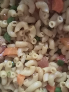 A picture of Macaroni.