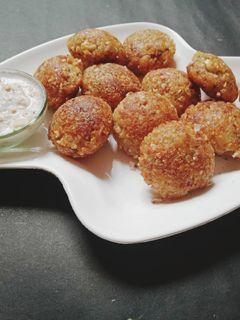 साबूदाना वड़ा (sabudana vada recipe in Hindi) रेसिपी मुख्य फोटो