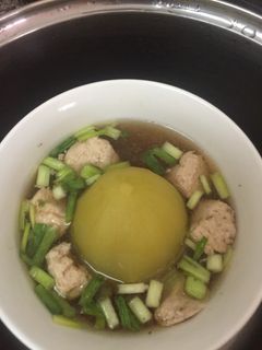 Hình của món Bí chanh nhồi thịt chưng cách thuỷ.
