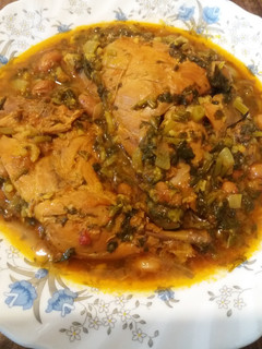 عکسی از دستور خورشت توله و لوبیا