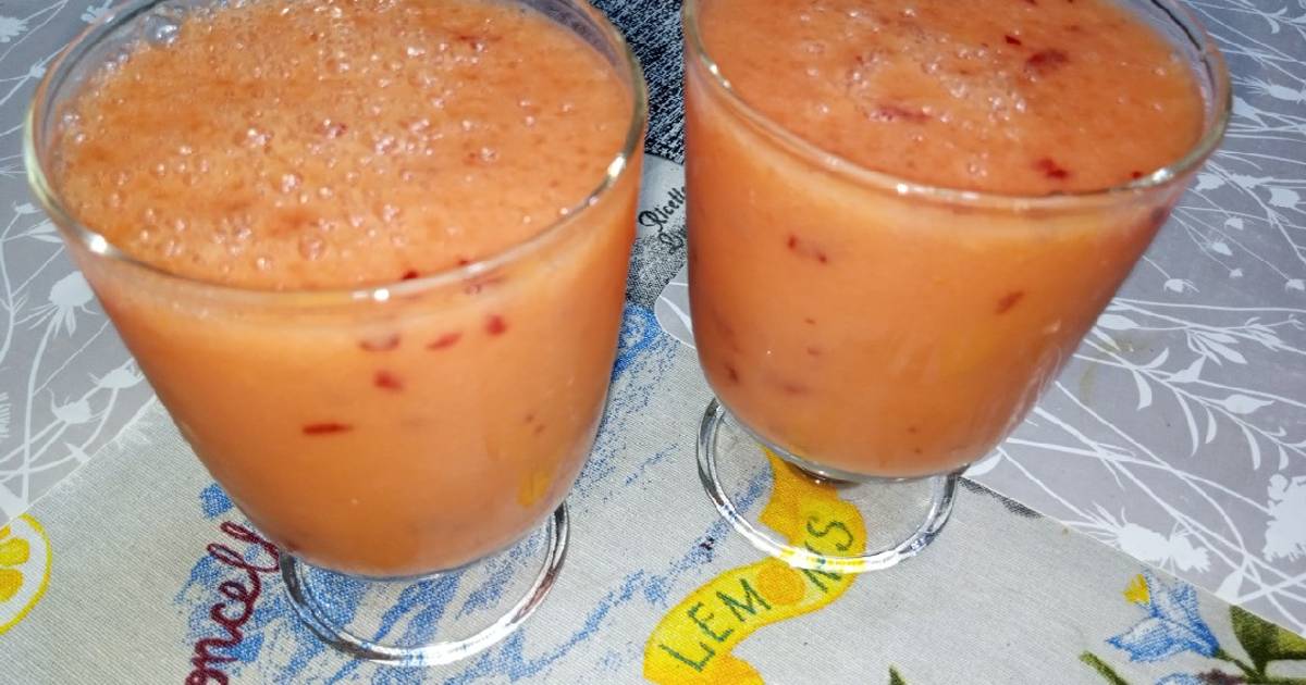 Smoothie glass Recipe by Priyanka Varshney (@adivaans_delicacy