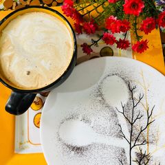 A picture of Flat white coffee.