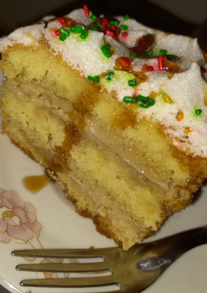 Una foto de Bizcochuelo con crema pastelera de café