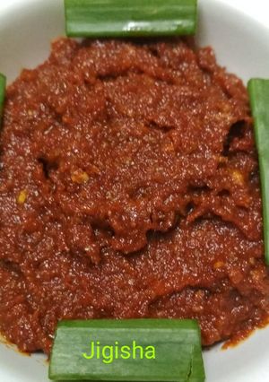 A picture of Lahasun ki chutney.
