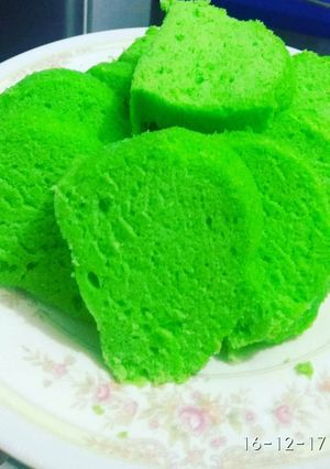 Foto resep Bolu kukus pandan (simple) asli lembut bgt dan tidak seret