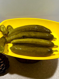 عکسی از دستور خیار شور خانگی pickles