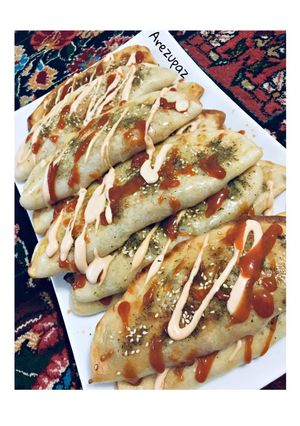 عکسی از دستور پیتزا پیراشکی 🍕