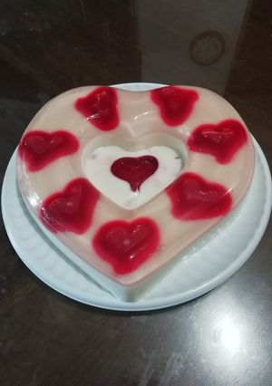 Una foto de Gelatina de yogurt natural y condensada