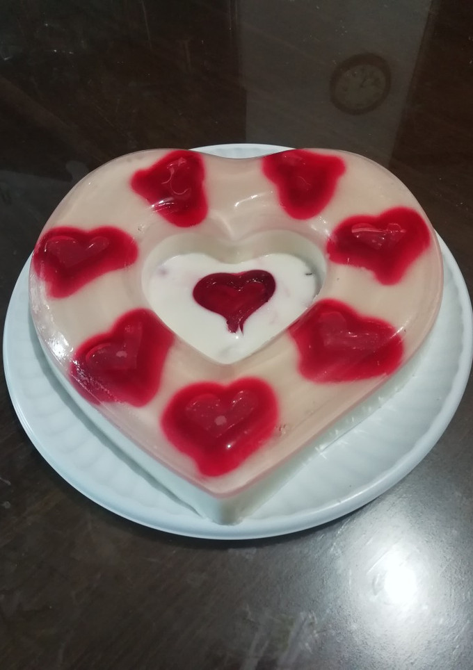 Una foto de Gelatina de yogurt natural y condensada