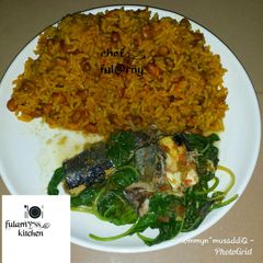 A picture of Rice nd beans with Spanish soup.