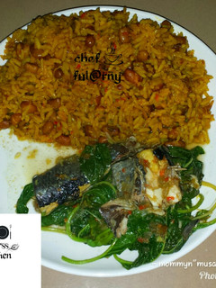 A picture of Rice nd beans with Spanish soup.