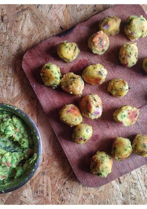 A picture of Potato Balls.