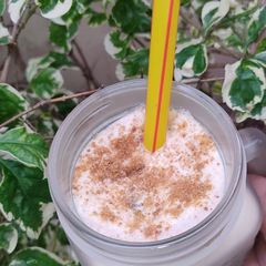 A picture of Candi Milk Shake 🥤.