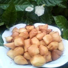A picture of Milk cincin.