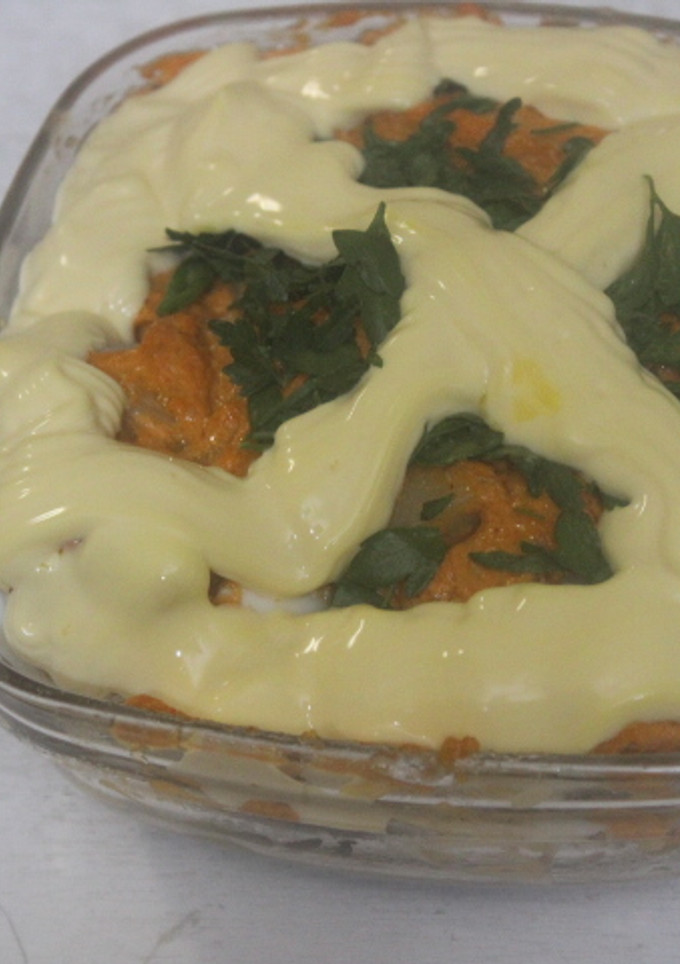 Una foto de Ensalada de patatas, huevo y alcachofas
