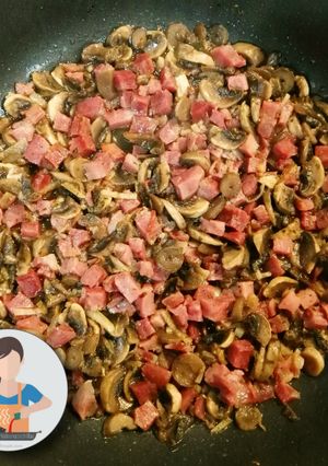 Una foto de Champiñones con jamón