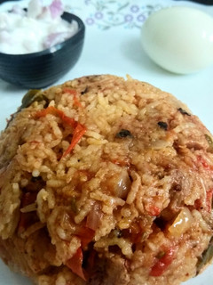 மீல் மேக்கர் தக்காளி சாதம் செய்முறை முக்கிய புகைப்படம்