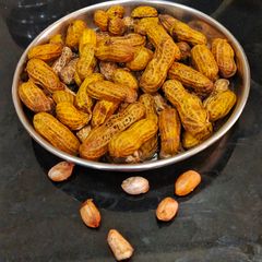 A picture of Boiled Peanuts With Shell.