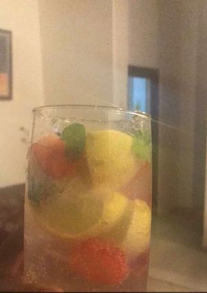 A picture of Virgin Strawberry Mojito.