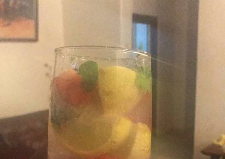 Recipe of Homemade Virgin Strawberry Mojito