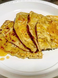 Una foto de Crêpes de plátano, avena y miel 🥞