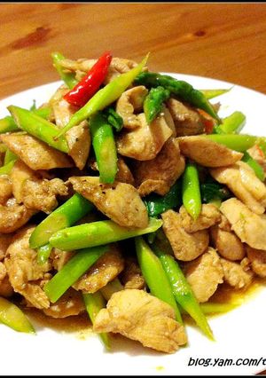 沙茶風味雞柳炒蘆筍 的食譜成品照片