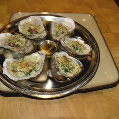 A picture of Oysters Rockefeller.