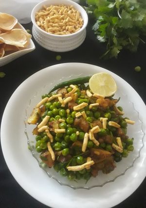 A picture of Hari Matar ki Ghugni (Green Pea Ghugni).