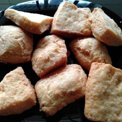 A picture of Crumbly mandazi.