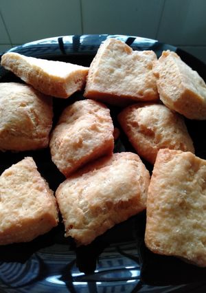 A picture of Crumbly mandazi.