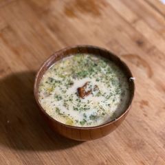 A picture of Potato & Leek Soup.
