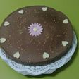 Una tarta de petit suisse de chocolate