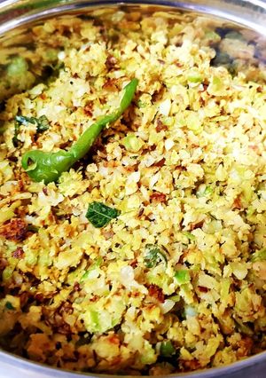 A picture of Brussels sprouts Egg stir fry.