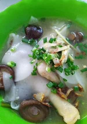 Hình của món Bánh canh phồng tôm bếp Mẹ Tiên.