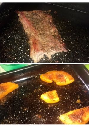 Una foto de Bife americano con calabaza al horno