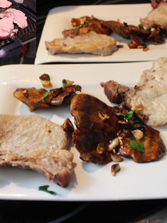 Una foto de Chuletas de cerdo con níscalos
