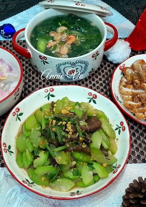 A picture of Weekend Lunch.